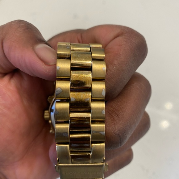 Women’s Michael Kors Watch - Picture 5 of 5